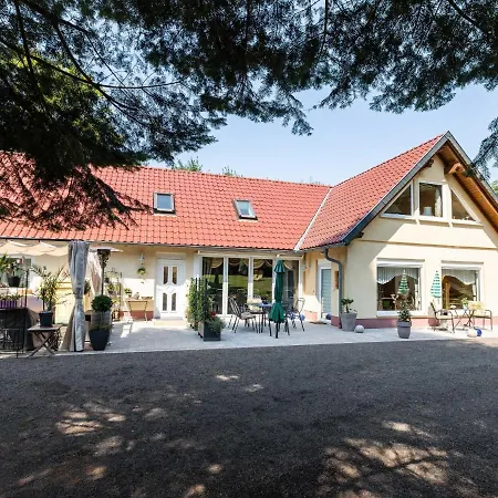 Mountain View In Kurort With Garden 公寓 布罗特罗德