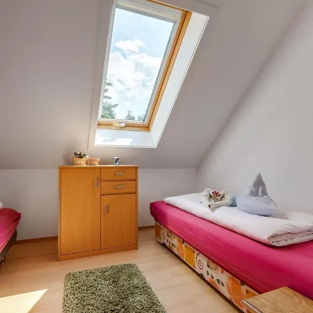 Mountain View In Kurort With Garden Apartment