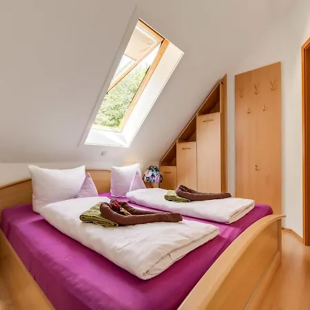 Mountain View In Kurort With Garden * 布罗特罗德